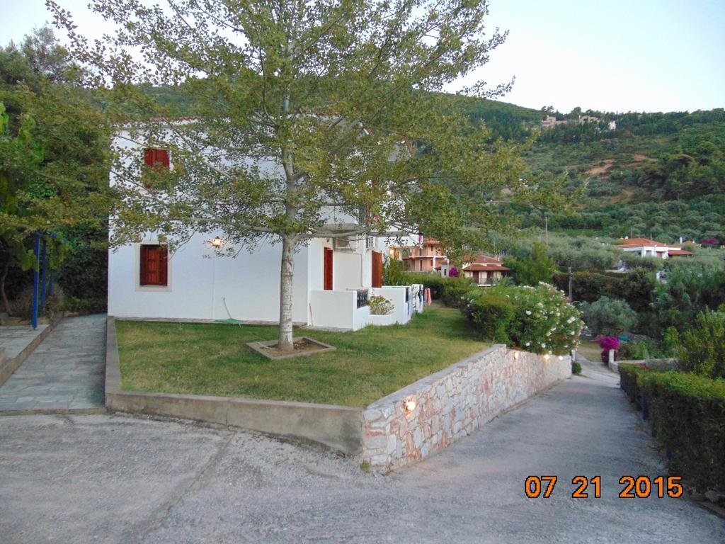 Nepheles Apartment Skopelos Town Exterior photo