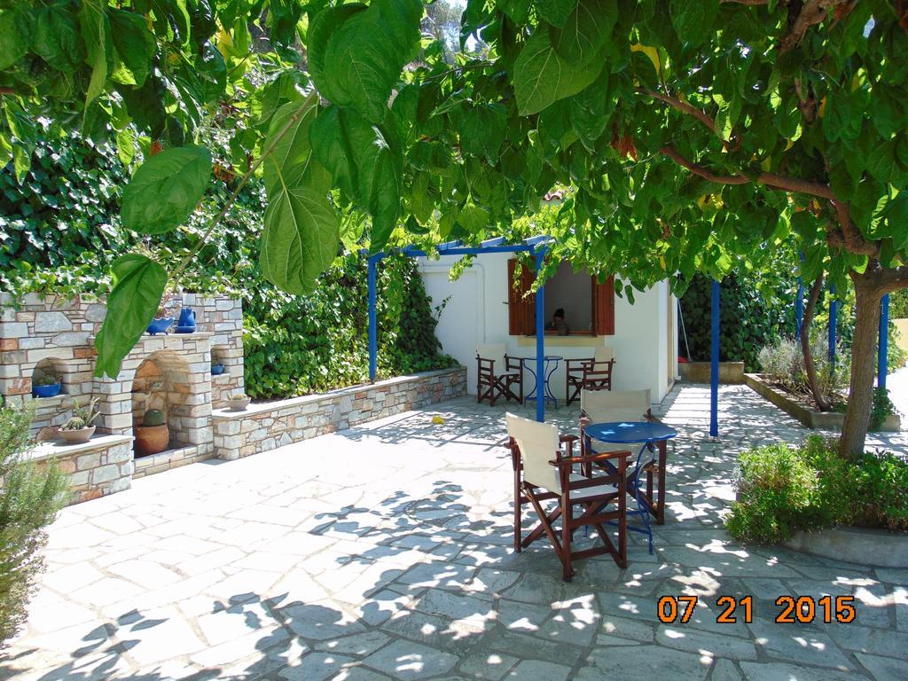 Nepheles Apartment Skopelos Town Exterior photo