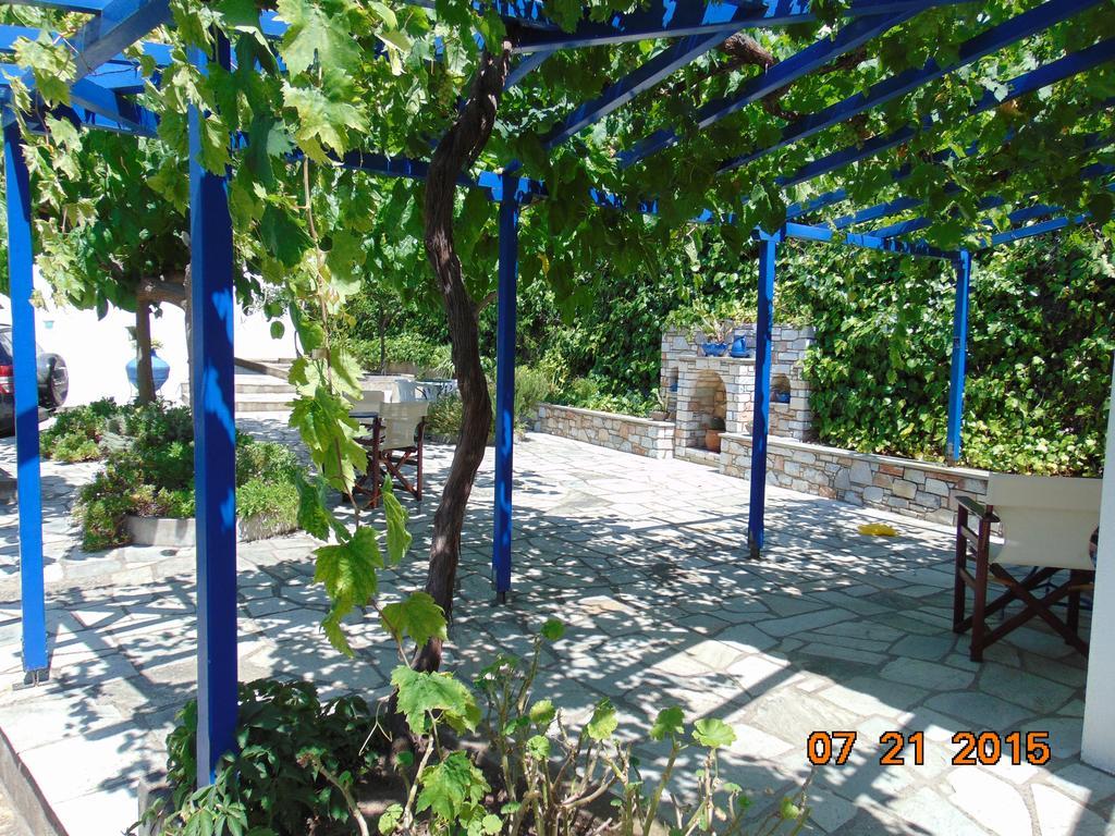 Nepheles Apartment Skopelos Town Exterior photo