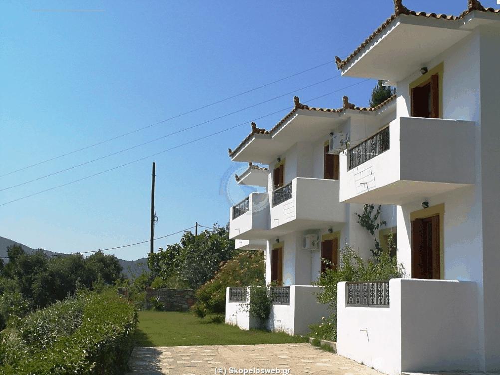 Nepheles Apartment Skopelos Town Exterior photo